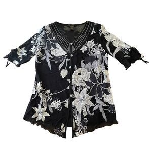Womens’ Design Works Lightweight Floral Blouse Size L